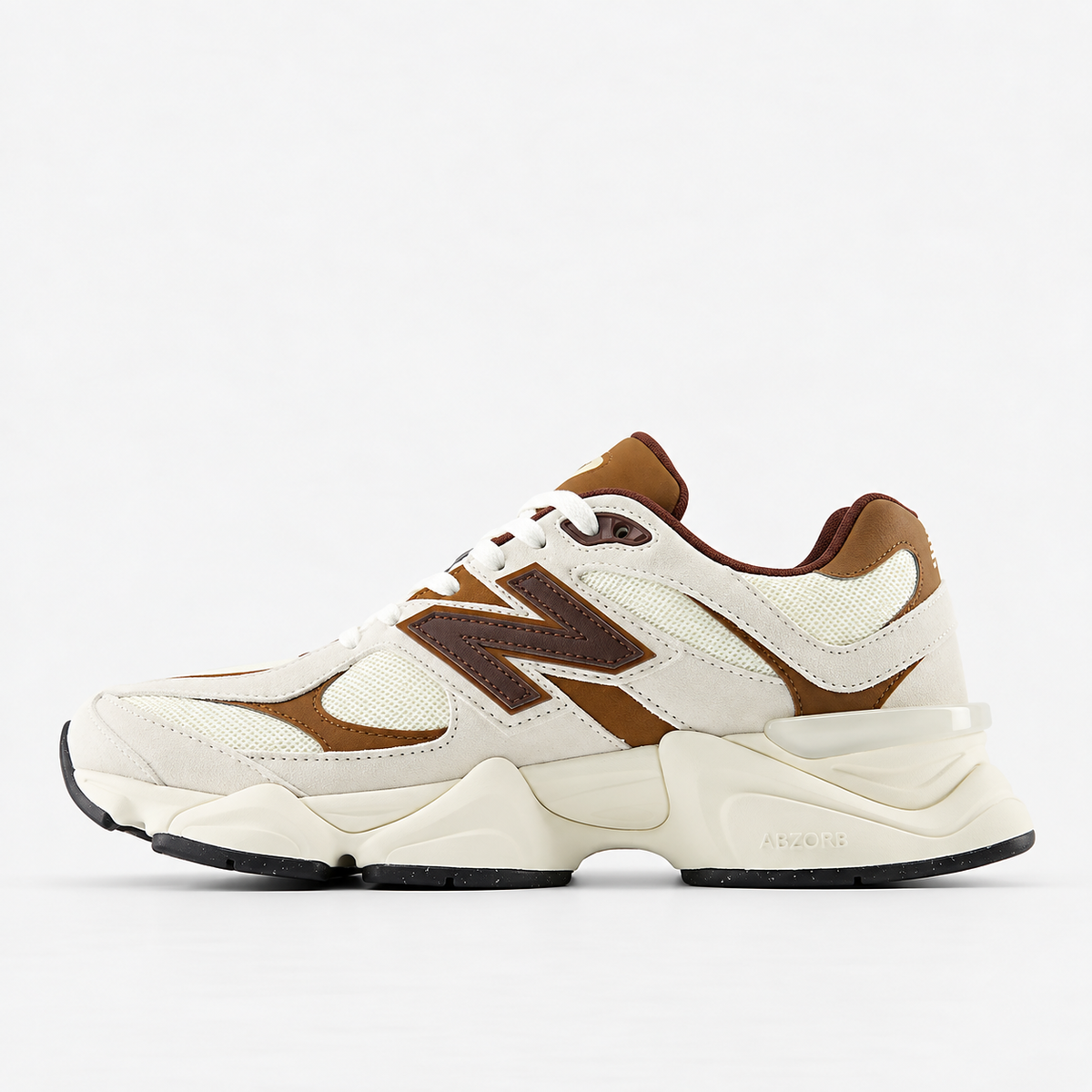 9060 Trainers Brown/White